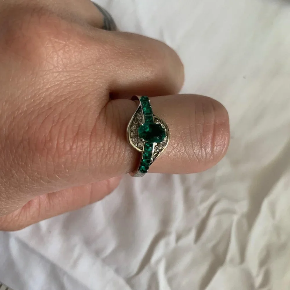 Silver 925 Green and Clear Crystals Ring